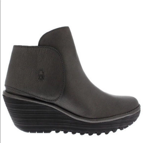 Fly London Shoes - FLY LONDON Yogi Borbogna Platform wedge heel 37